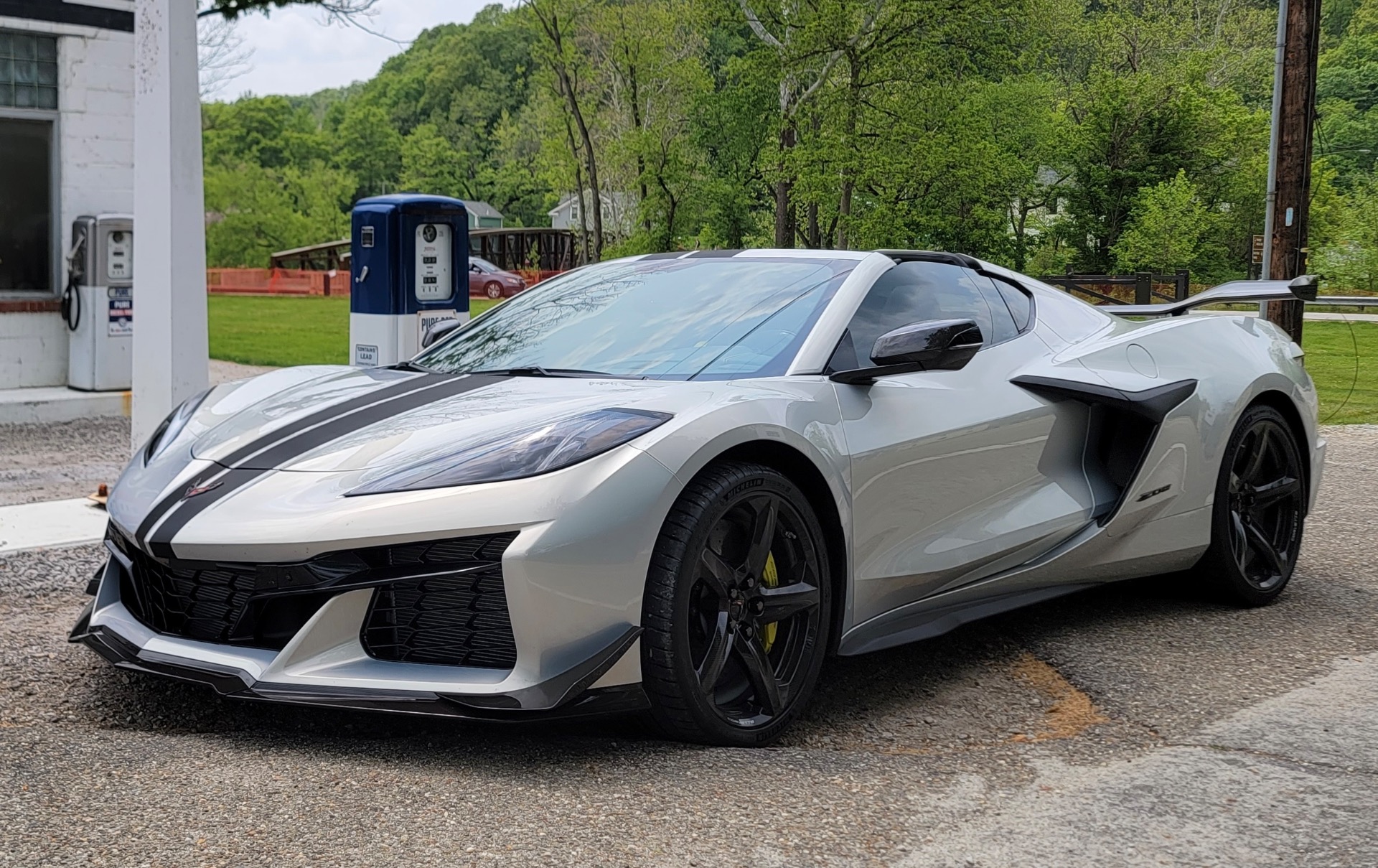 2023 Chevrolet Corvette Z06 Coupe 3LZ's photo