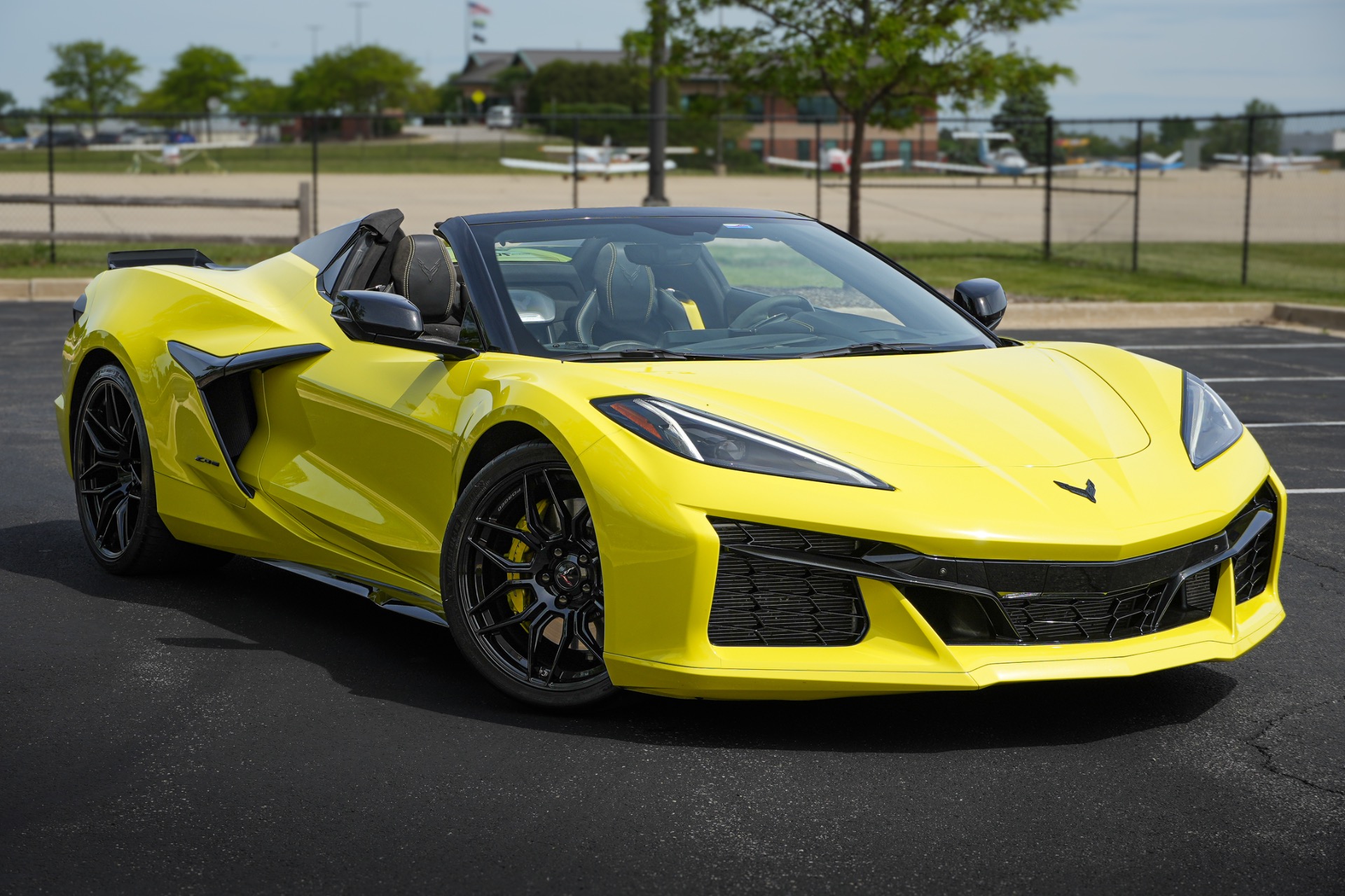 2023 Chevrolet Corvette Z06 Convertible 3LZ's photo