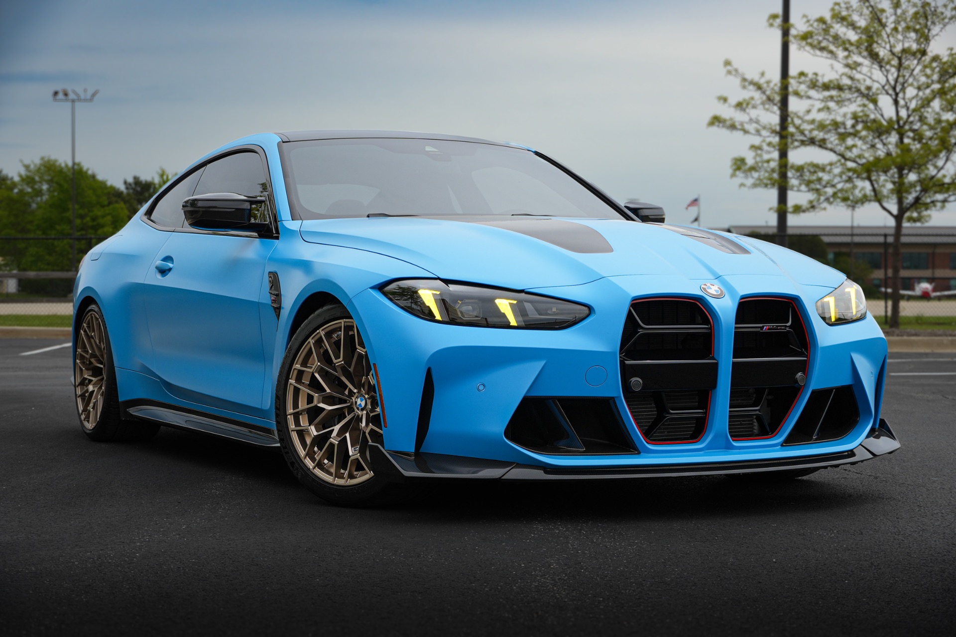 2025 BMW M4 M4 CS Coupe's photo