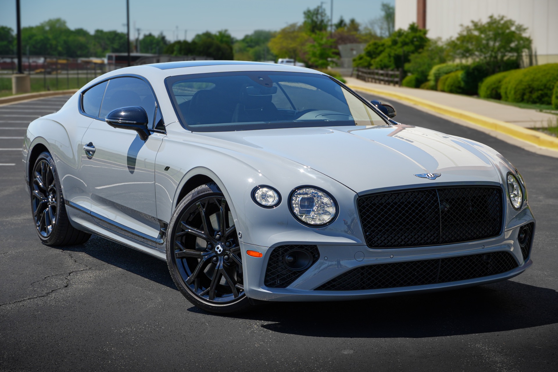 2023 Bentley Continental S V8's photo