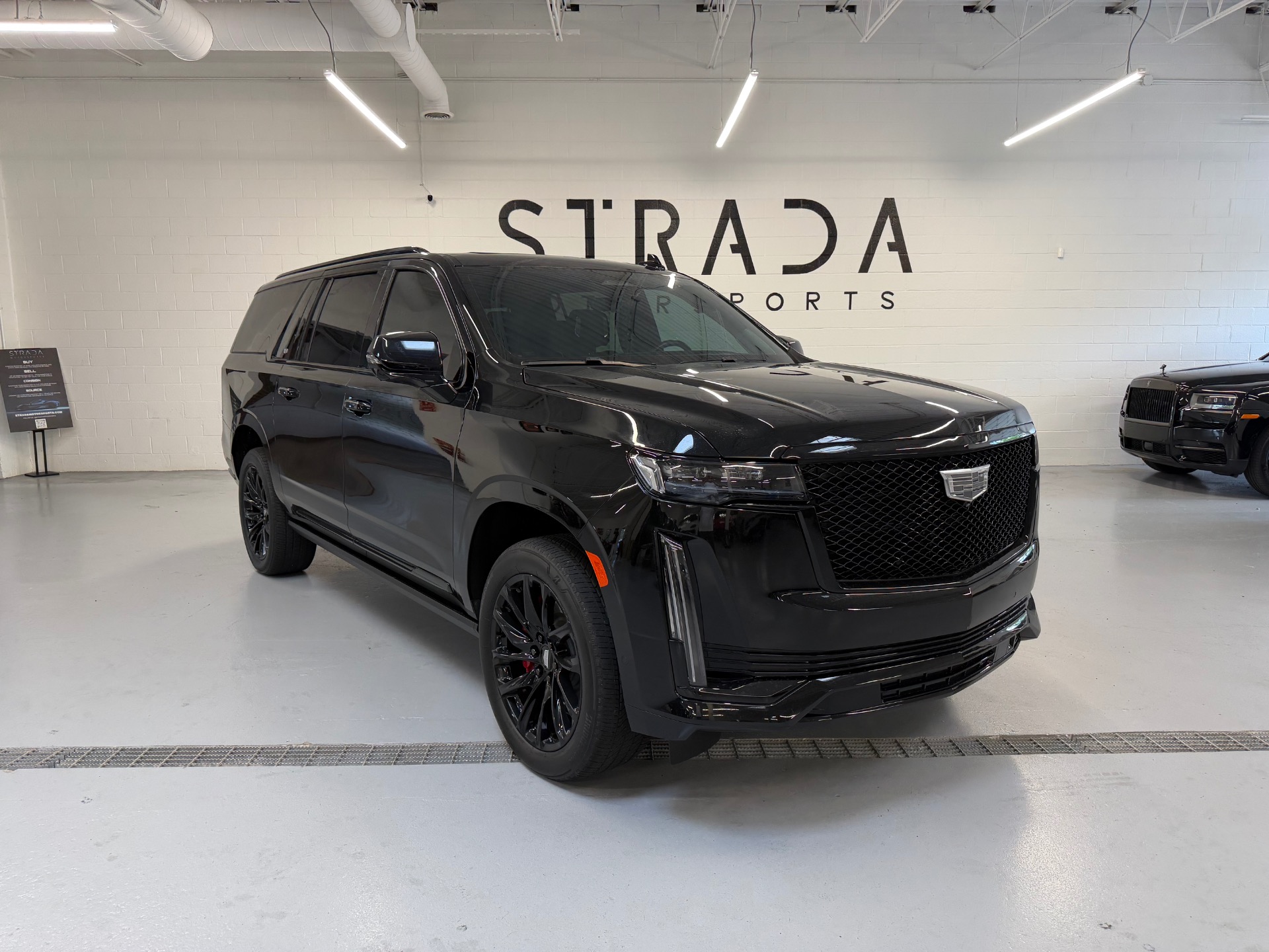 2024 Cadillac Escalade ESV 4WD Sport Platinum's photo