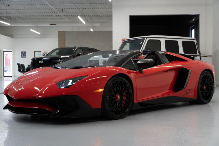 Used 2017 Lamborghini Aventador LP 750-4 SV for sale Sold at Strada Motorsports in Schaumburg IL 60193 4
