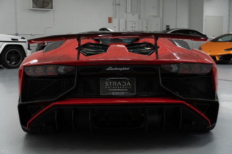 Used 2017 Lamborghini Aventador LP 750-4 SV for sale Sold at Strada Motorsports in Schaumburg IL 60193 6