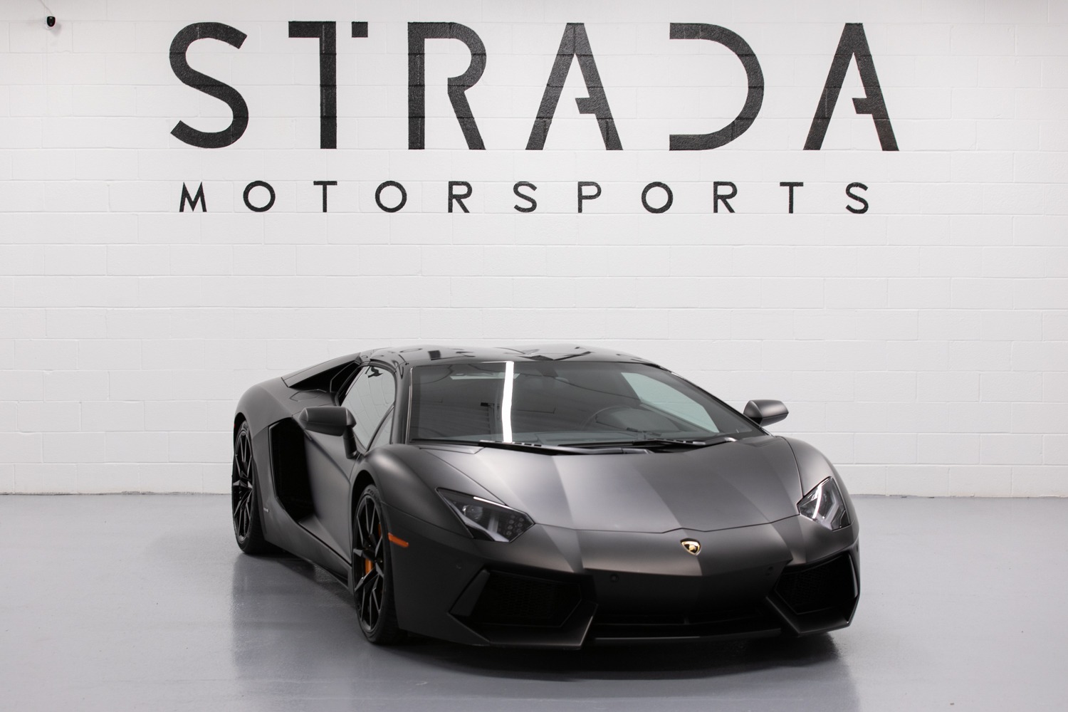 Used-2015-Lamborghini-