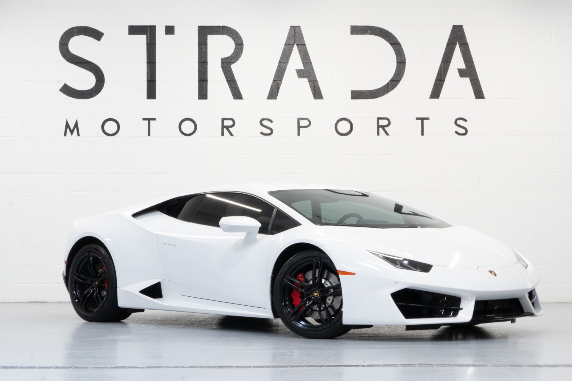 used-2019-lamborghini-huracan-lp-580-2-for-sale-sold-strada