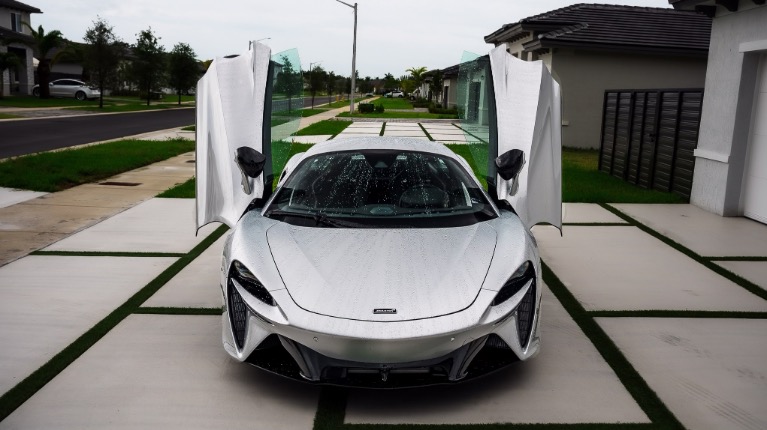 New 2023 McLaren Artura for sale Sold at Strada Motorsports in Schaumburg IL 60193 2