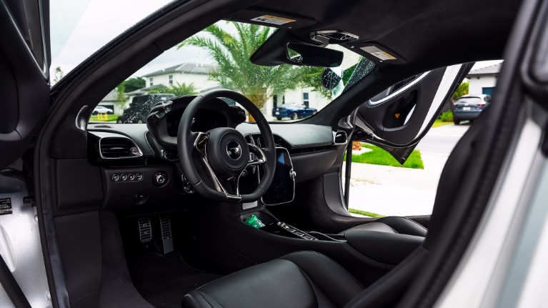 New 2023 McLaren Artura for sale Sold at Strada Motorsports in Schaumburg IL 60193 5