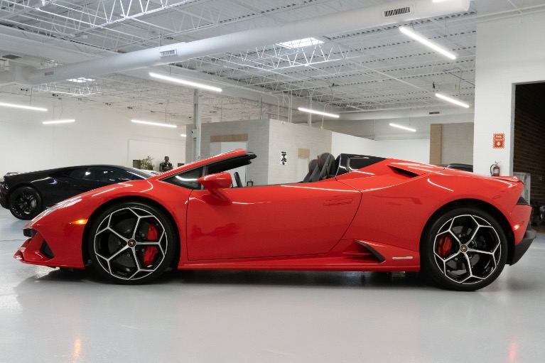 Used 2020 Lamborghini Huracan LP 640-4 EVO Spyder for sale Sold at Strada Motorsports in Schaumburg IL 60193 6