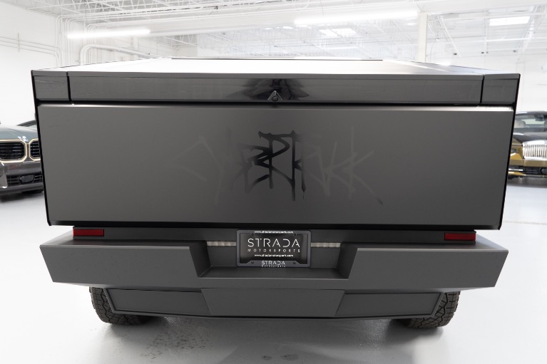 2024 Tesla Cybertruck Base - Photo 44