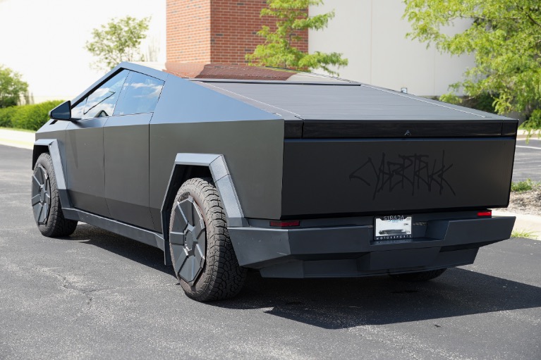 2024 Tesla Cybertruck Base - Photo 51