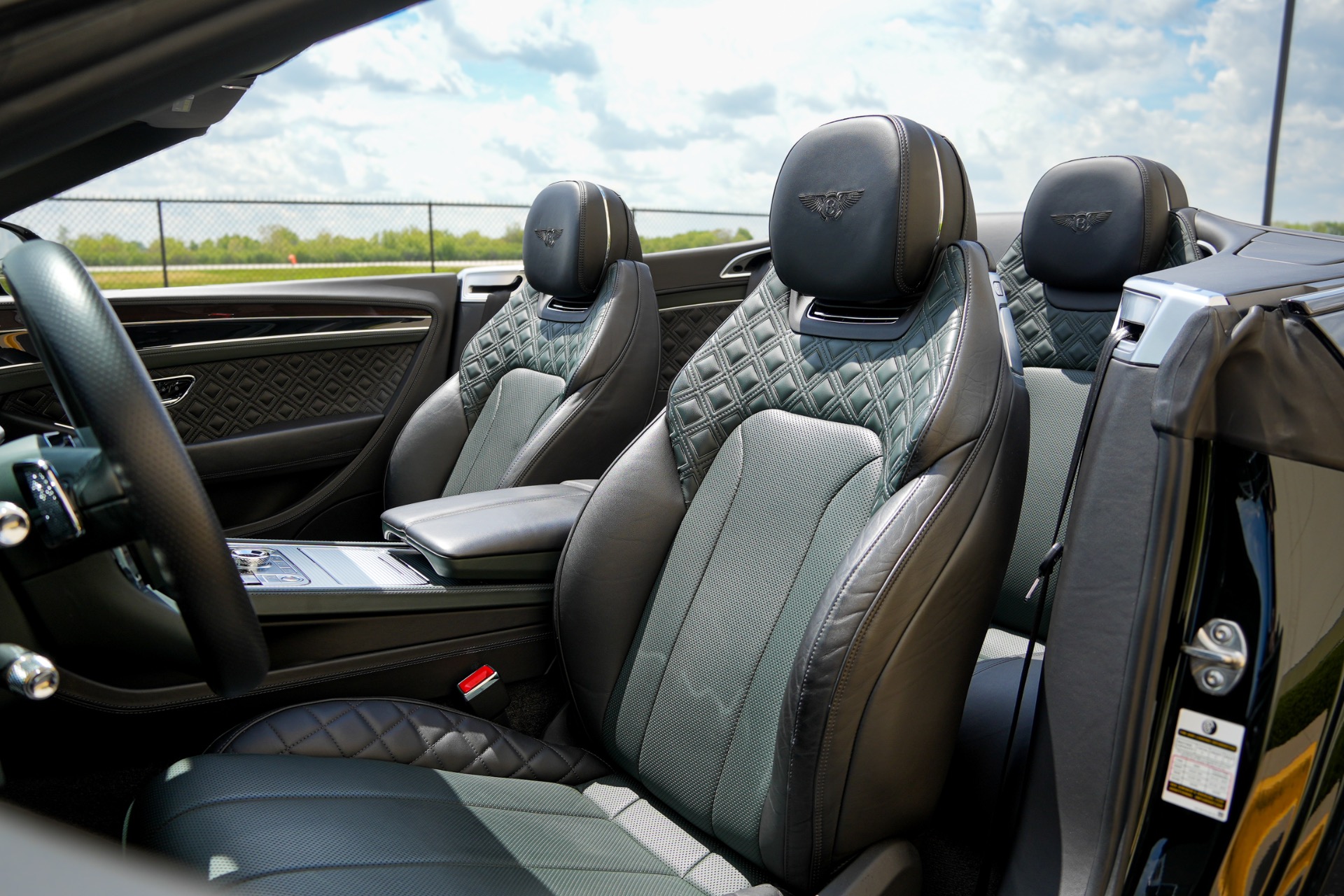 2022 Bentley Continental GT - Photo 12