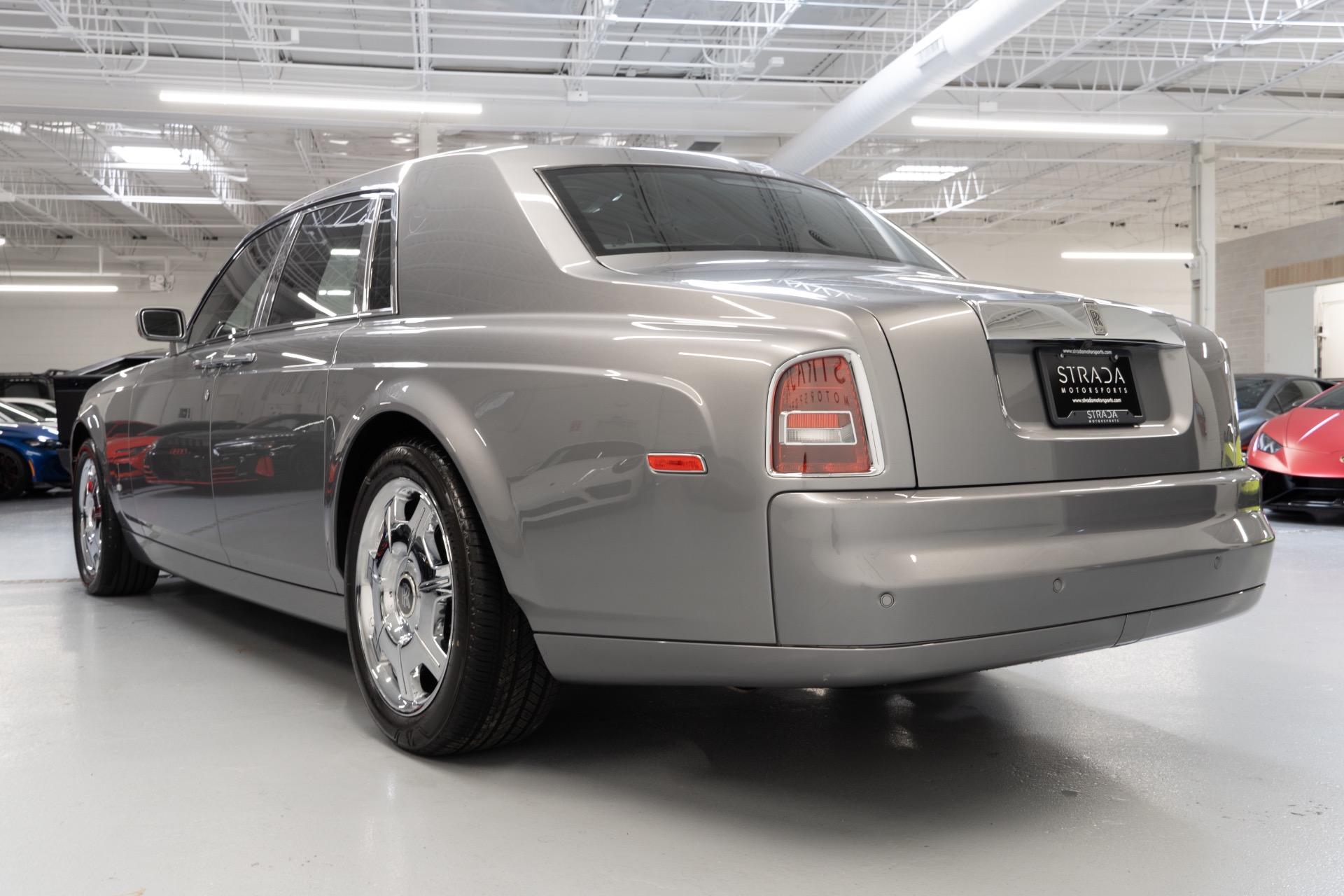 洋書 ROLLS ROYCE IN AMERICA Used 2007 Rolls-Royce Phantom For Sale (Sold) | Strada