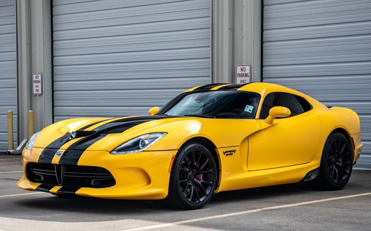 Full Hood and Mirror Kit | Dodge Viper GTS 2013 Full Hood and Mirror Kit | Dodge Viper GTS 2013