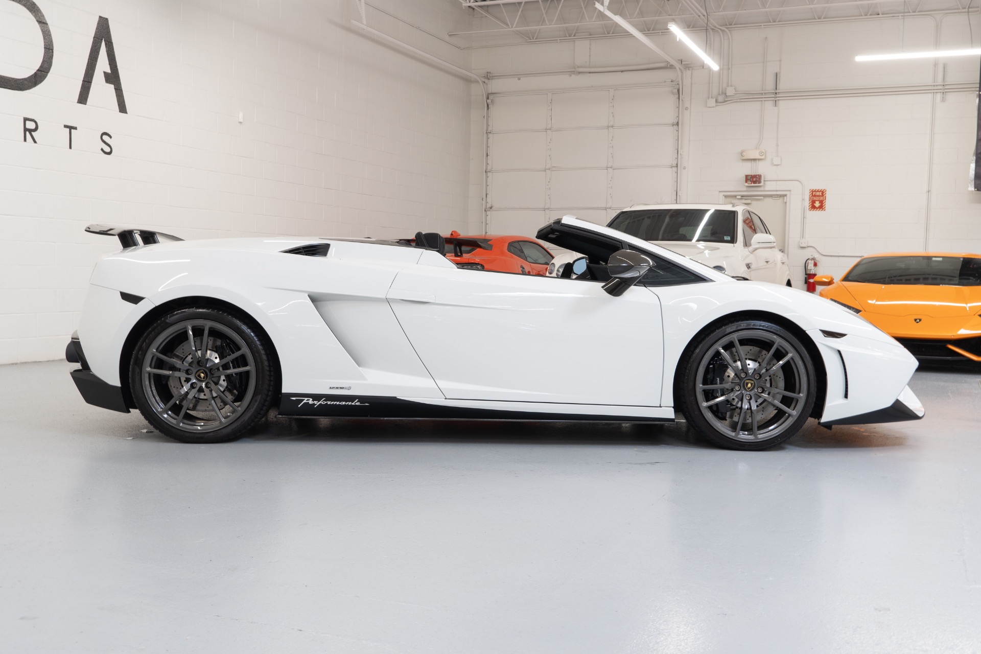 2012 Lamborghini Gallardo LP 570-4 Spyder Performante photo 12
