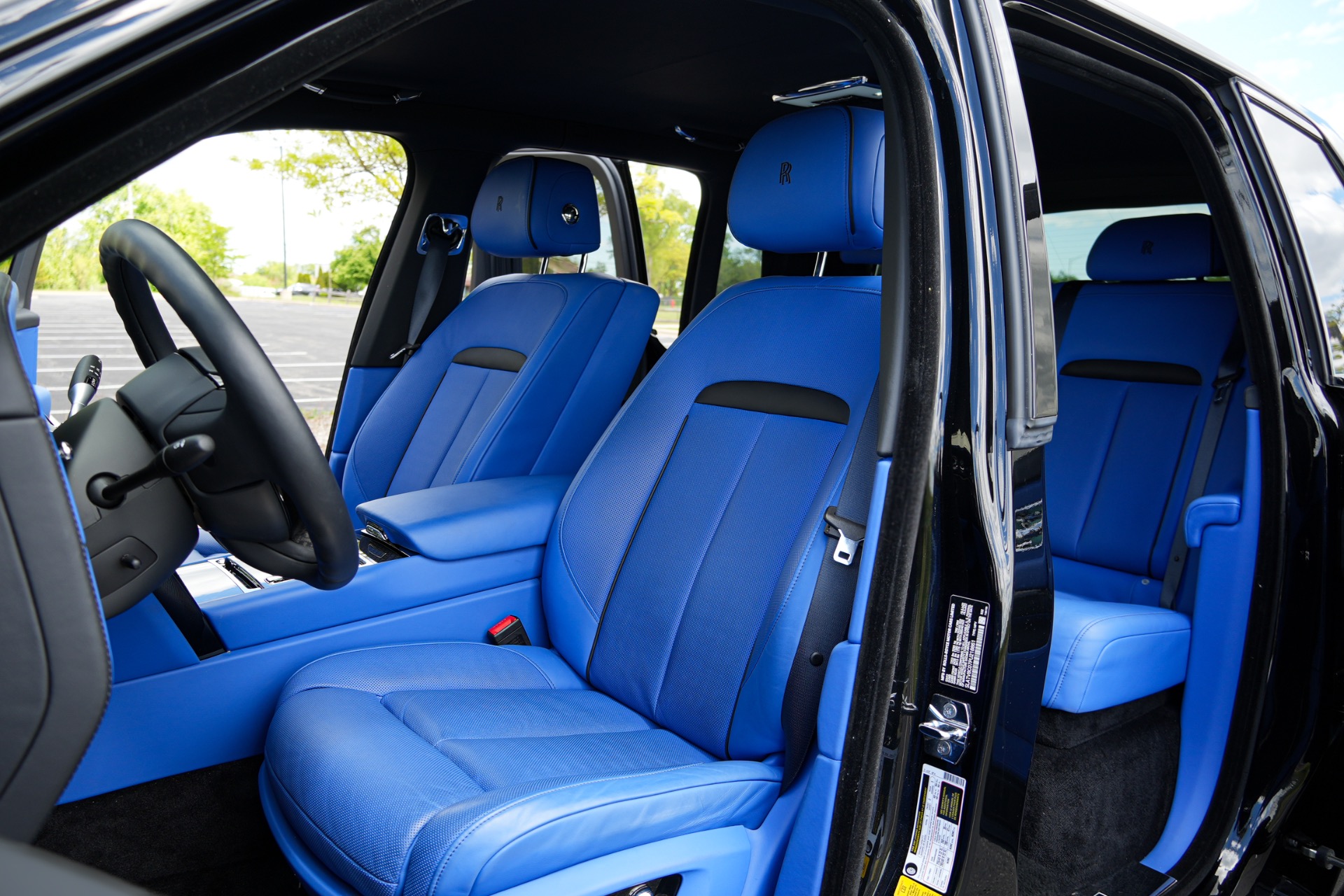 2023 Rolls-Royce Cullinan Black Badge - Photo 19