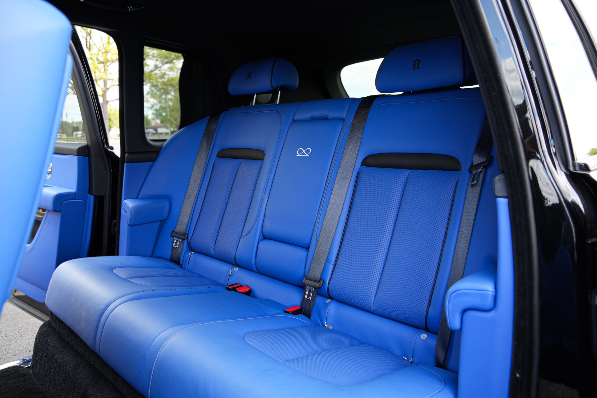 2023 Rolls-Royce Cullinan Black Badge - Photo 27