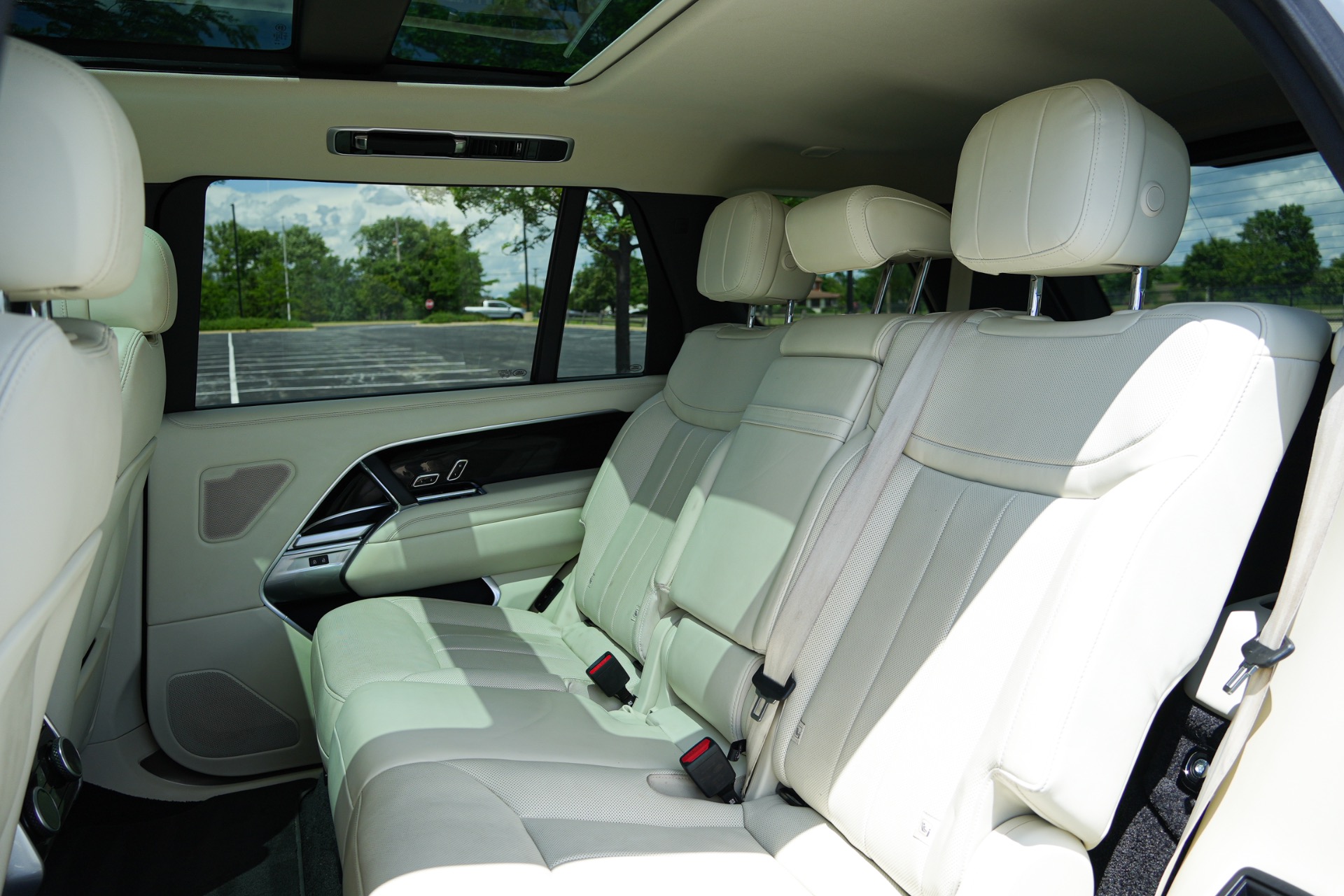 2024 Land Rover Range Rover SE - Photo 22