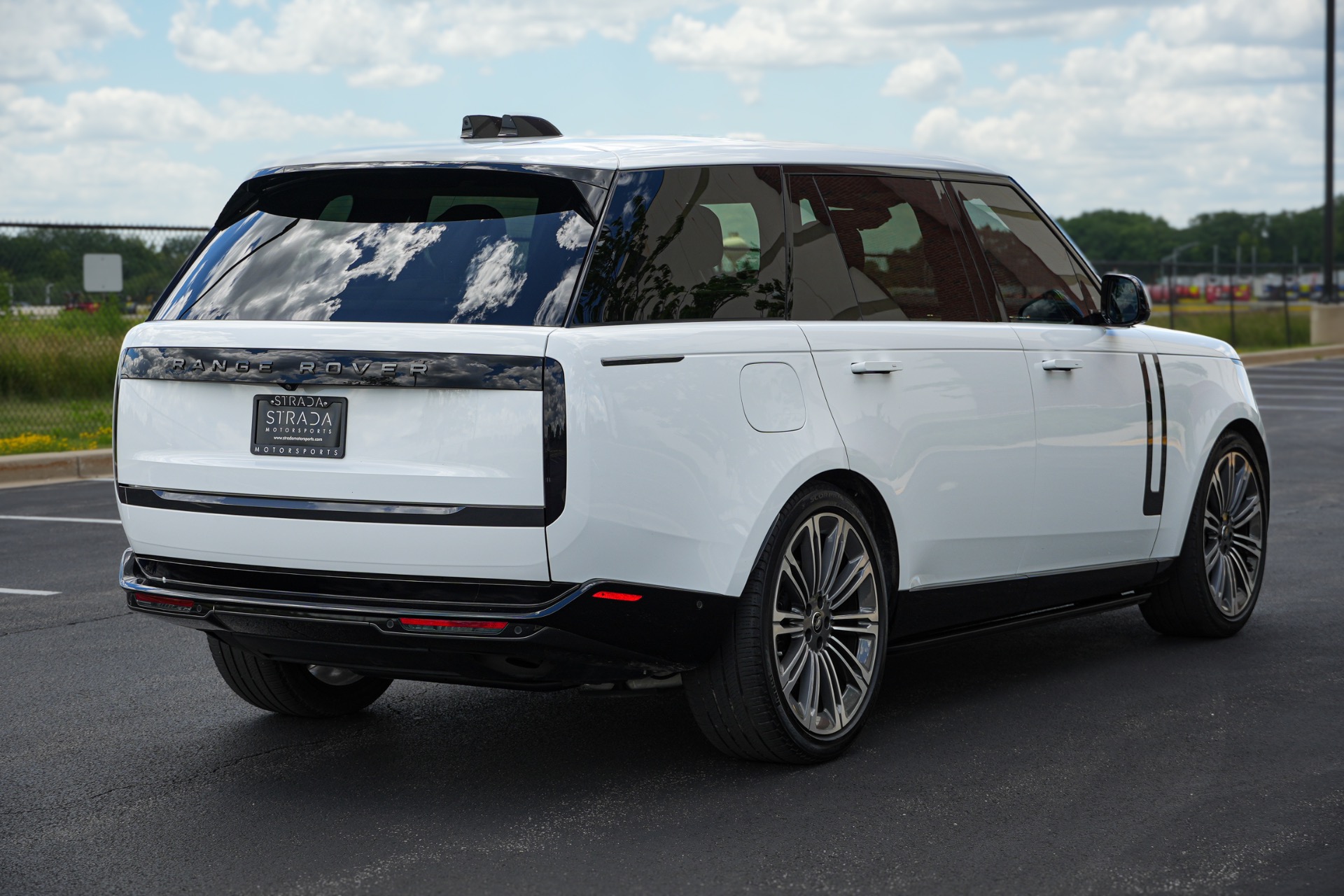 2024 Land Rover Range Rover SE - Photo 6