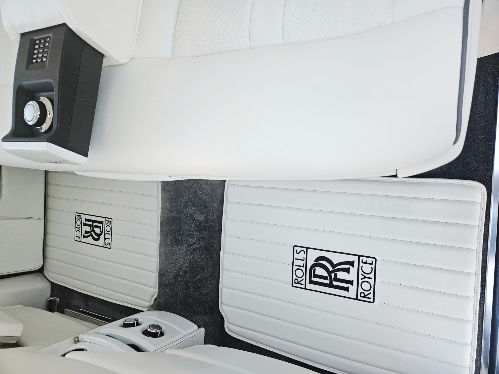 2007 Rolls-Royce Phantom Base - Photo 22