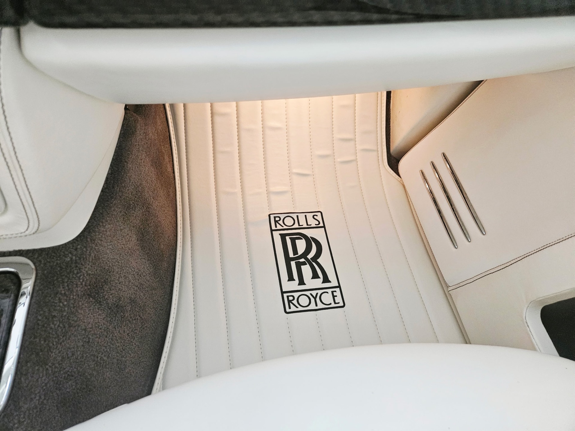 2007 Rolls-Royce Phantom Base - Photo 23
