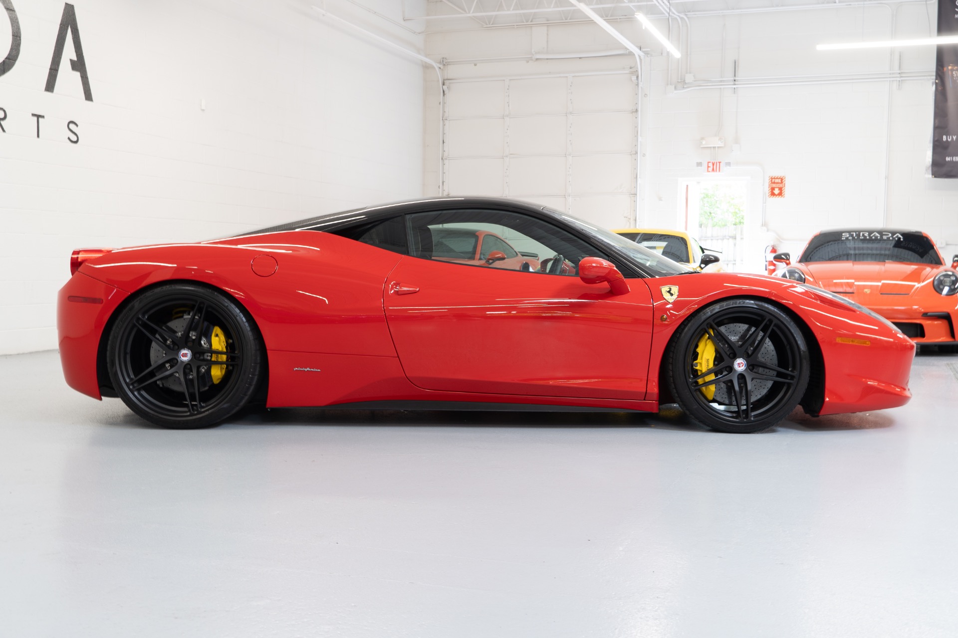 2014 Ferrari 458 Italia photo 15