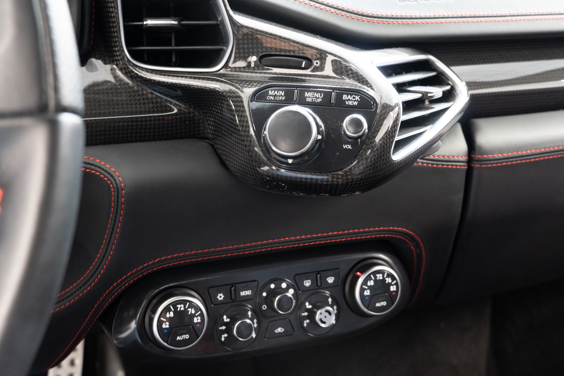 2014 Ferrari 458 Italia photo 25
