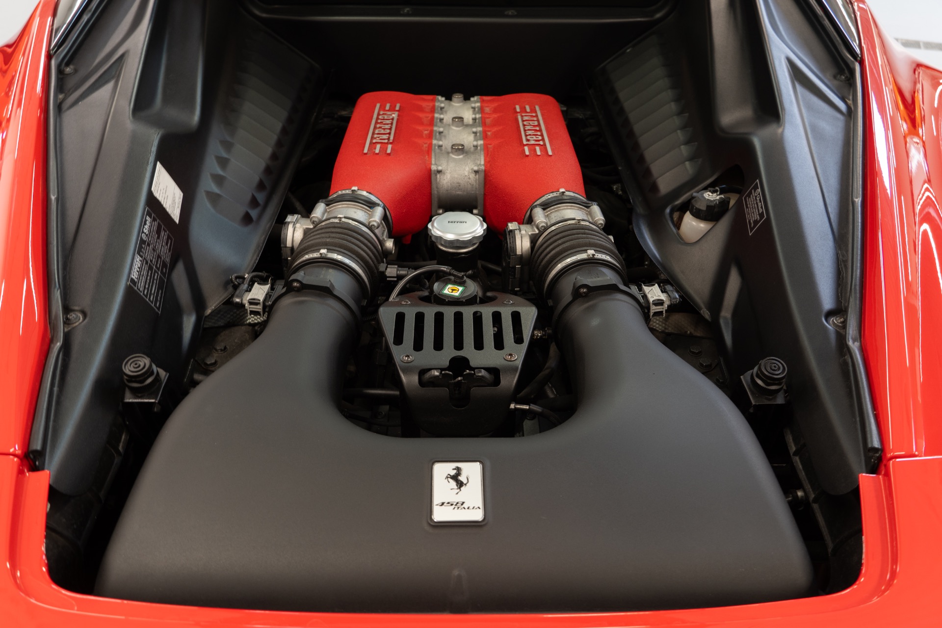 2014 Ferrari 458 Italia photo 32